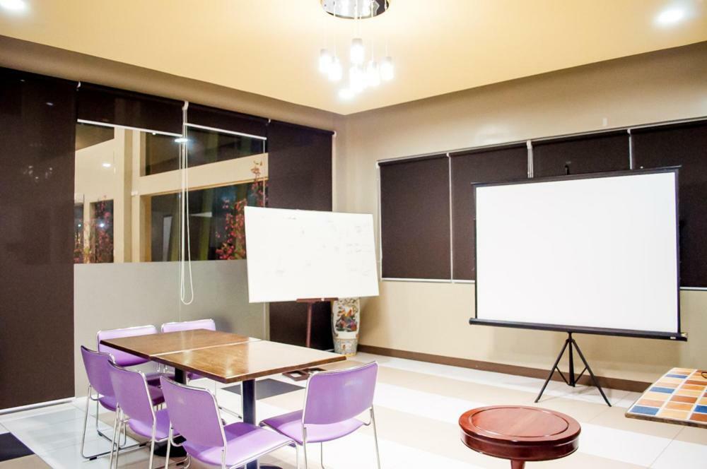 Seasons Hotel And Convention Center San Jose  Extérieur photo